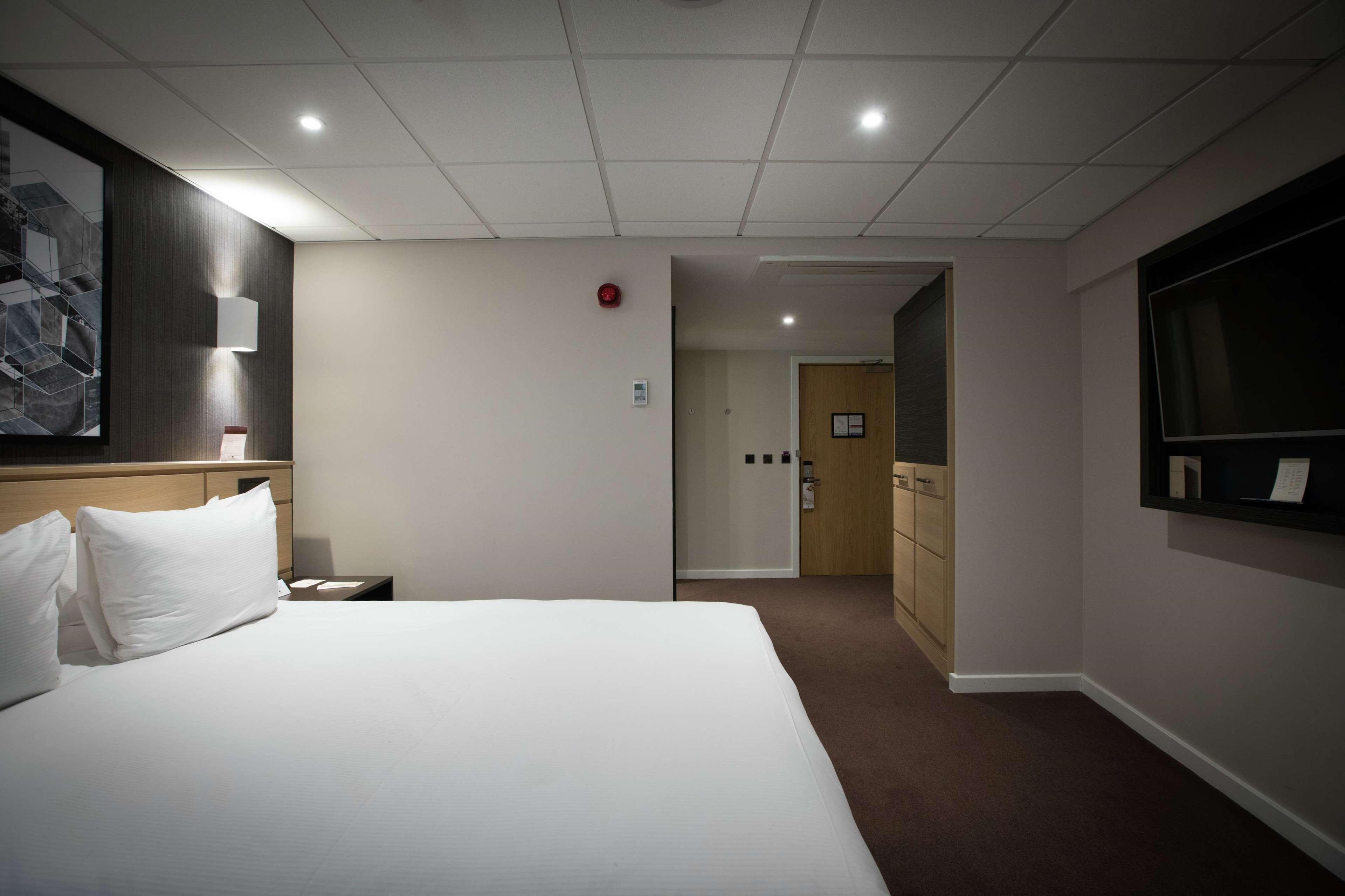 Doubletree By Hilton Coventry Building Society Arena Hotel Eksteriør billede
