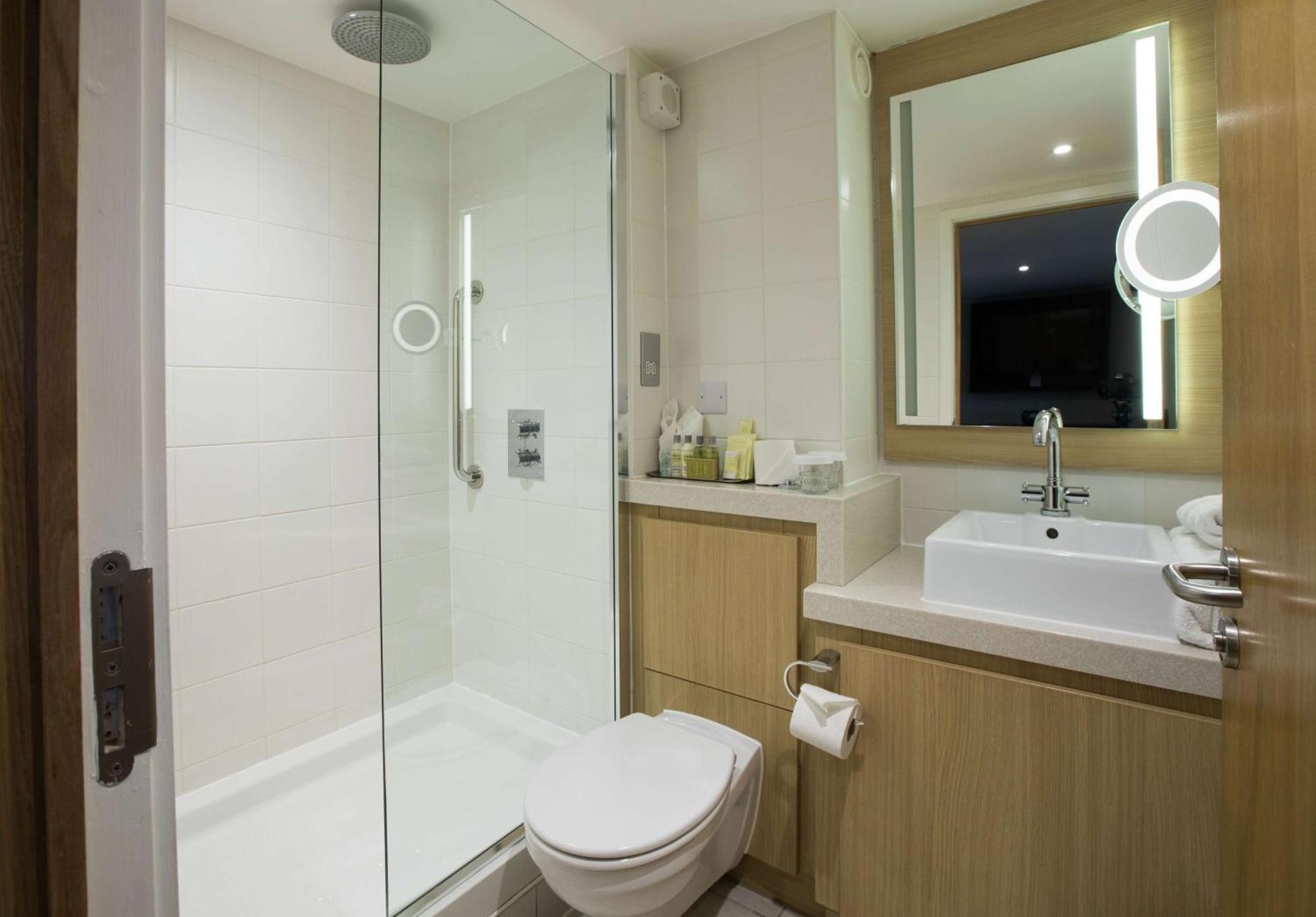 Doubletree By Hilton Coventry Building Society Arena Hotel Eksteriør billede