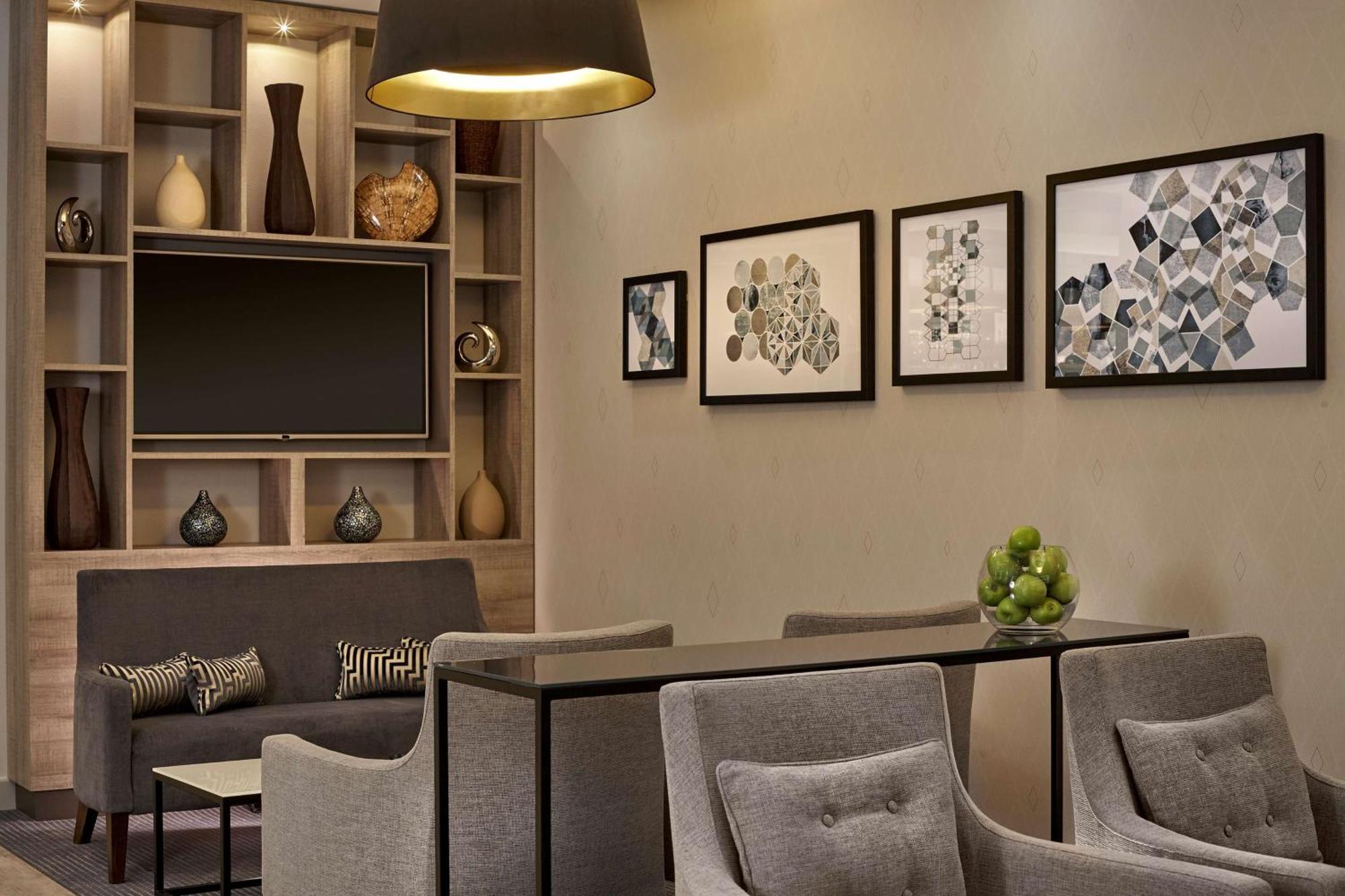 Doubletree By Hilton Coventry Building Society Arena Hotel Eksteriør billede